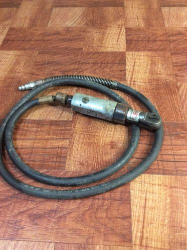 Mac Tools 3/8 Drive Air Ratchet Model AR2875 With Hose #111