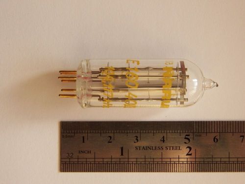 104.117 kHz NARVA Vintage Quartz Crystal Oscillator QTY=1