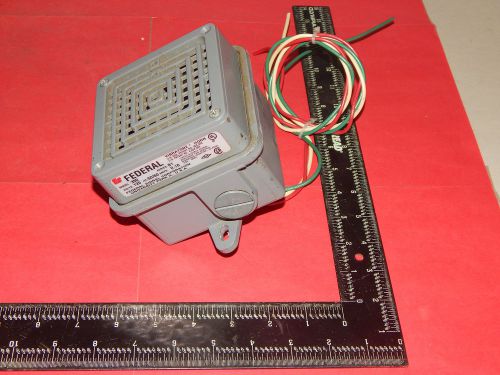 Federal Signal Vibratone Horn Model 350 Series B1 W/Mounting Box 0.18Amp 120V