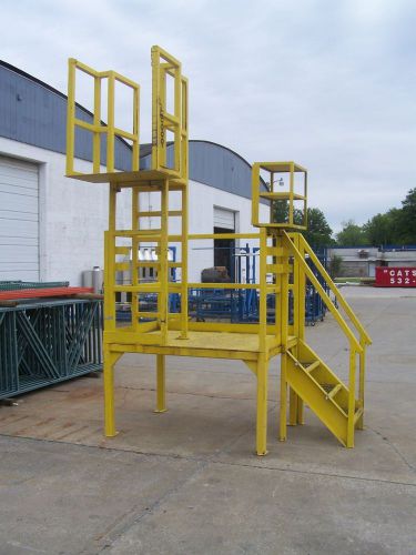 2-TIER INDUSTRIAL FACTORY STEPS LADDER W/ WORKING PALTFORMS + GUARD RAILS