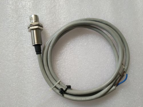 Allen Bradley Inductive Proximity Sensor 871TM-DH8CE18-A2 SER A