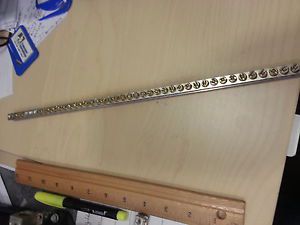 Ilsco Aluminum Ground Bar AL9CU NB22 -31 Terminal, 26 screws, 15.25&#034; Long(AS IS)