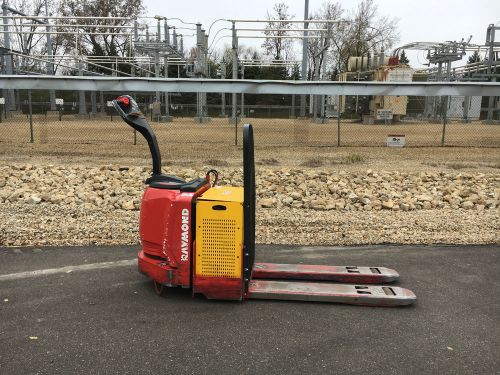 2006 raymond 8300 6000lb power pallet jack forklift for sale