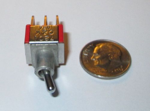 C&amp;k #7201 toggle switch  dpdt on-on  ra/ pc mount  horizontal toggle   nos for sale