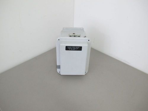 ROBROY INDUSTRIES RJ806W ENCLOSURE 4 X 6P *60 DAY WNTY* (BR)