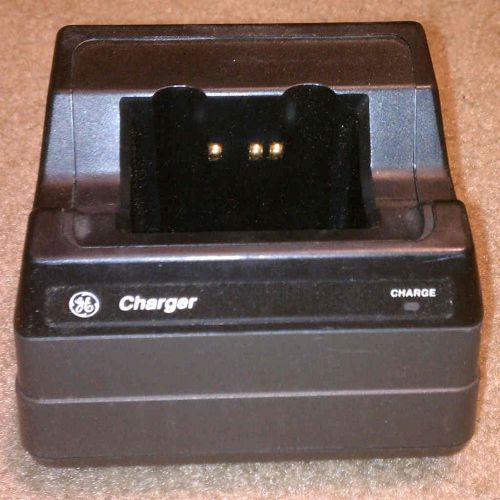 GE Ericsson M/A-Com General Electric MPA MPD MTL PLS Desk Top Battery Charger