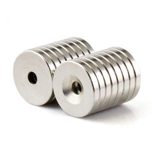 Disc 2pcs Dia 20mm thick 3mm Hole 4.5mm N50 Rare Earth Strong Neodymium Magnet