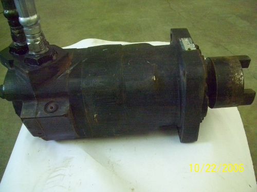 HYDRAULIC MOTOR EATON  CHAR-LYNN 112-1068-005 30 CU 40 GPM 3000PSI 12,800 IN LBS