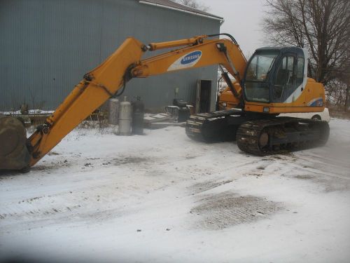 excavator samsung 130 low hour machine cummings diesel two buckets air condition