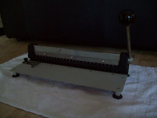 Lassco Wizer W166 Paper Metal Plate Punch FREE S/H