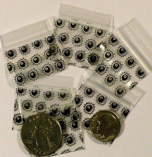 200 Magic Eight Ball1.25 x 1 inch Apple Mini Ziplock Bags 12510 (c14)