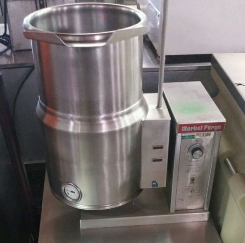 Clearance!!! market forge commercial 6 gallon ec6 tilt kettle, electric, nice! for sale