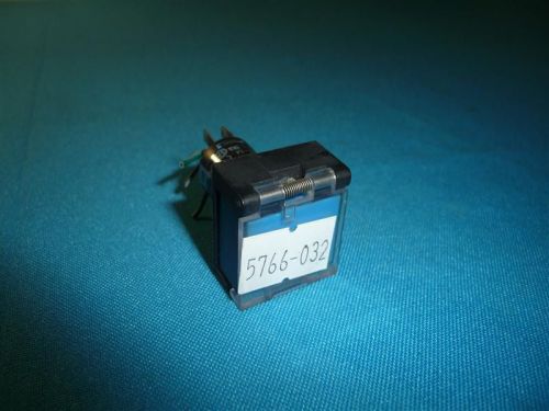 Idec AB6-M AB6M Pushbutton Switch