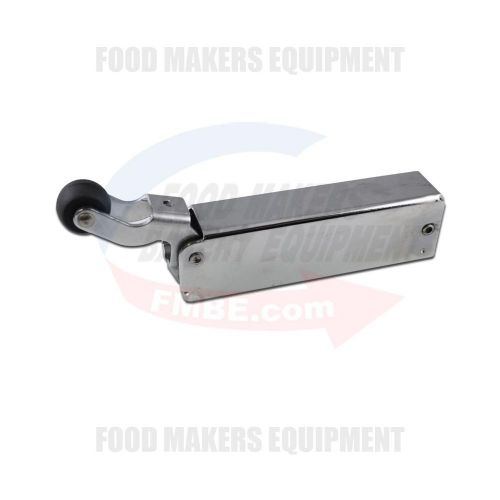 Baker&#039;s Aid Proofer Chrome Door Closer.  01-3PB109.