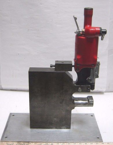 Chicago Pneumatic Compression &#034;C&#034; Riveter Rivet Squeezer CP-351