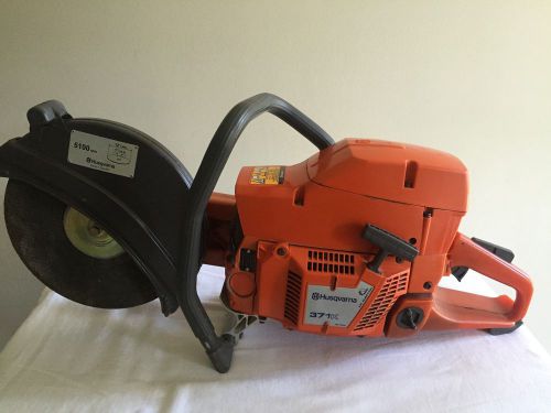 HUSQVARNA GAS POWERED CUT-OFF Constructon SAW 371K