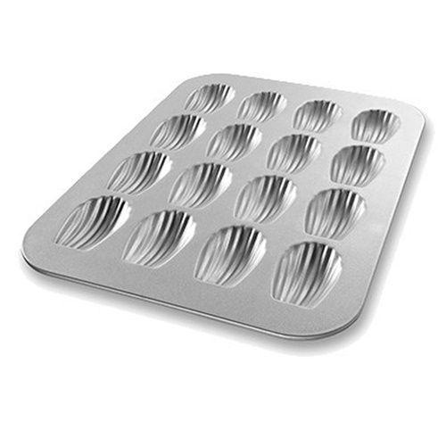 Chicago Metallic 25400 Shell Pan small Madeleine 16-On 11-1/8&#034; x 15-3/4&#034; 22...