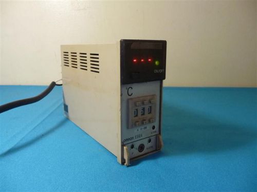 Omron E5E4-R91K E5E4R91K Temperature Controller w/breakage