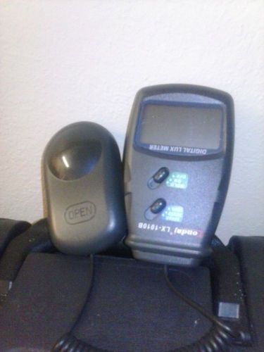 Londaj LX-1010B Digital Lux Meter