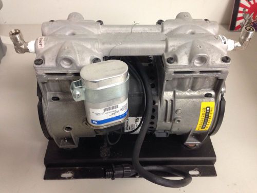 Thomas Vacuum Pump 2688VE44 Used Tested 115v