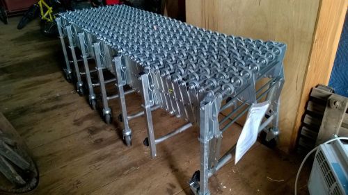 NESTAFLEX 226 Flexible Conveyor Portable Expandable 25 Foot Expansion