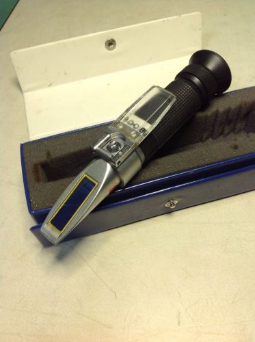 Hend Refractometer