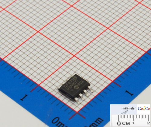 50 pcs/lot IC PIC12F675-I/SN, 8-Pin Flash-Based 8-Bit CMOS Microcontroller