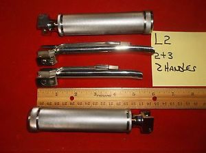 lot L2  Laryngoscope Sets  2 handles 2 diff. blades free priority