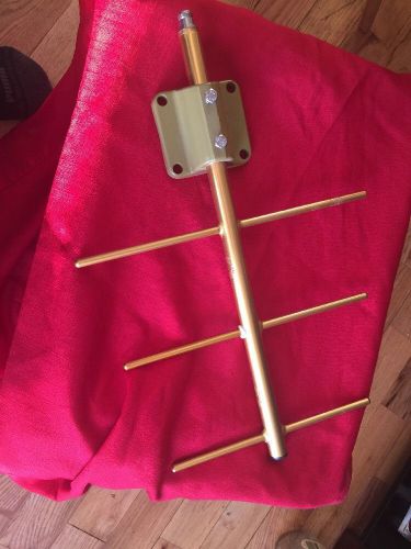 Antenex Y4503 450-470 MHz 3-Element 7.1 dB Gold Anodized Yagi Antenna w/mount