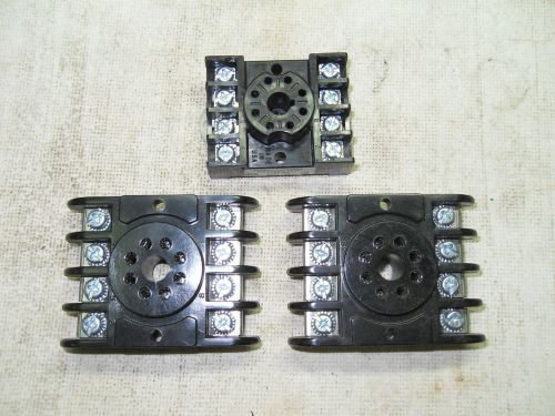 (X9-13) 1 LOT OF 3 NEW RELAY SOCKETS AMPHENOL &amp; CUSTOM CONNECTOR