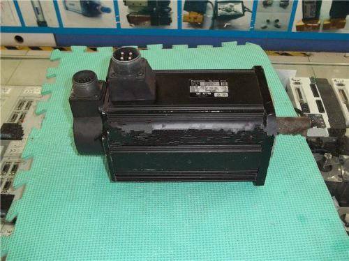 Used 1pc Panasonic servo motor MDMA302P1G