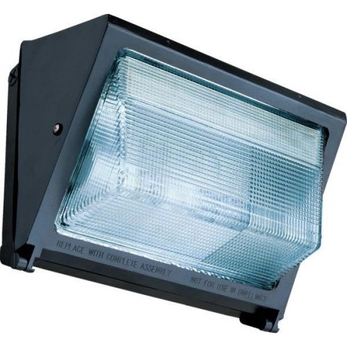 175 WATT METAL HALIDE WALL PACK FLOOD LIGHT FIXTURE