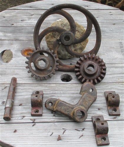 Lot Industrial Machine Age Cast Iron Steampunk Heavy Duty Factory Gears Vintage