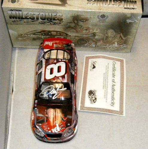 1:24 ACTION 2005 MILESTONES 2000 WINSTON DALE EARNHARDT JR AUTOGRAPHED HOLOGRAM