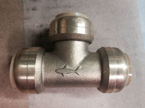 Cash Acme Sharkbite 3/4&#034; Tee Push Fitting