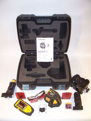 NEW CST BERGER XLP-34 LASER LEVEL &amp; XLD-2 RECIEVER Kit Case Mounts More