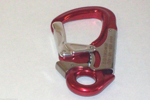 Tree Climbers Triple Locking Snap Hook,Tensile Strength 6,740lbs,RED, USA