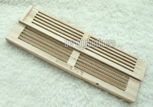 1 pc 5 Rows Beehive Wood Steel Wire Pollen Traps Bee-ll Cups