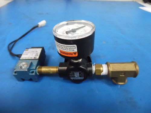 NORGREN PRESSURE REGULATOR MN: R0Q 100RGKA W/SOLENOID VALVE MN: 35A AAA DFBA 1BA