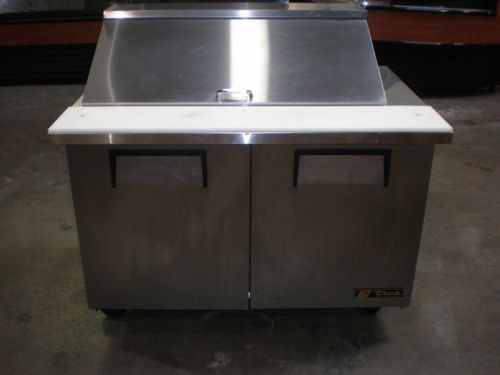 LATE MODEL TRUE 48&#034; SANDWICH / SALAD PREP TABLE  TSSU-48-18M-B (30 DAY WARRANTY)