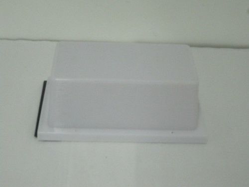 PL-13 Fluorescent Wall Fixture White