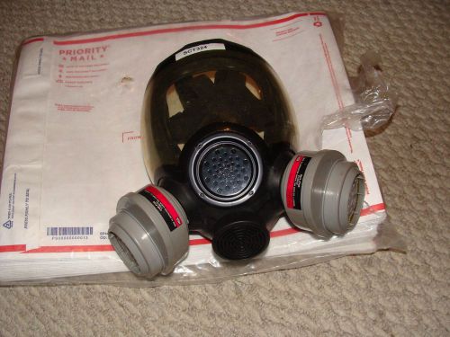 USED MSA FULL FACEPIECE RESPIRATOR - Advantage 1000  respirator #805408  (med)