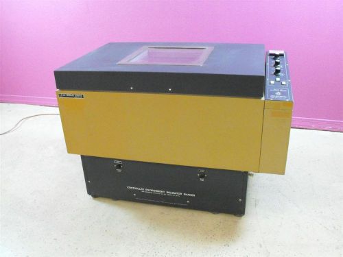 New Brunswick Series 25 Incubator Shaker G-25 w/ Manual