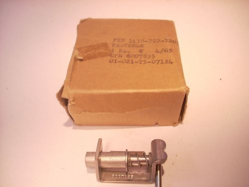 MILITARY STANDARD FASTENER, SLIDE US ARMY 8007835 NSN 1430-00-797-7205