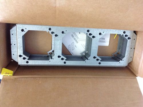 ERICO CADDY RBS16 BOX MOUNTING BRACKET NEW IN BOX