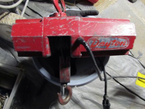 Dayton (Coffing) 500 lbs. cable hoist 2Z668 16 fpm 10 ft. lift 115VAC