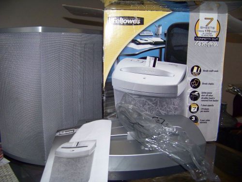 Fellowes Paper Shredder, T7CM .....