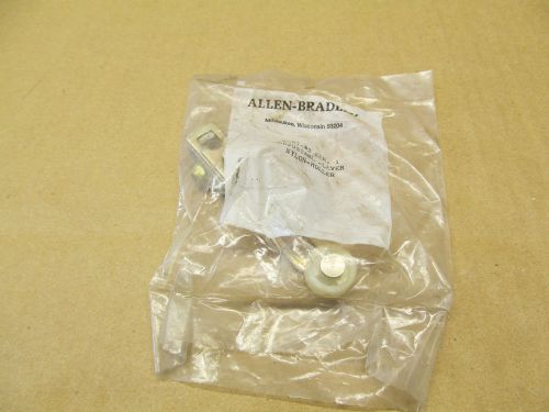 1 NIB ALLEN BRADLEY 802T-W2 802TW2 ROLLER LEVER  SER 1 ADJUSTABLE NYLON