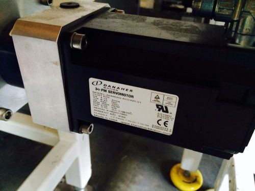 Danaher KOLLMORGEN SERVO MOTOR AKM52G-ACCNR-01 3000RPM