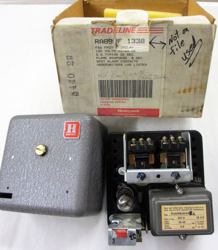 Honeywell RA890F 1338 FSG Protectorelay flame safeguard control. Item #110